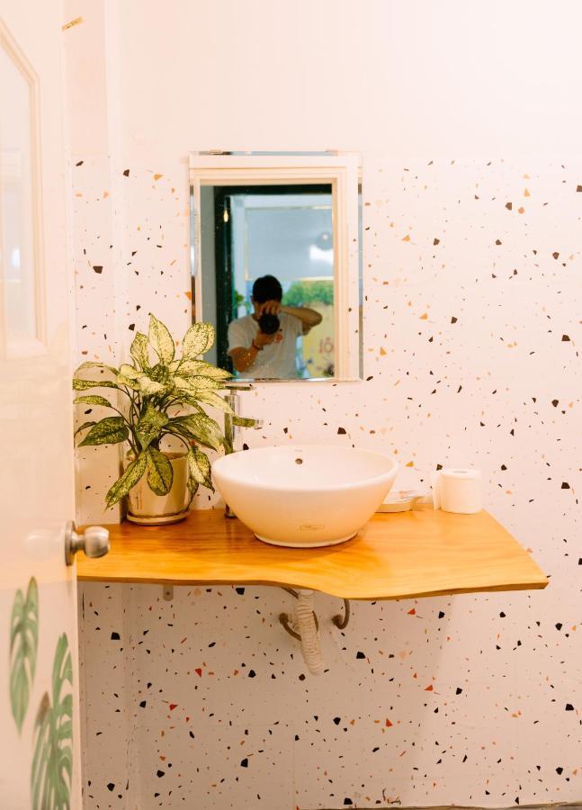 Hanoi Hola House Екстер'єр фото